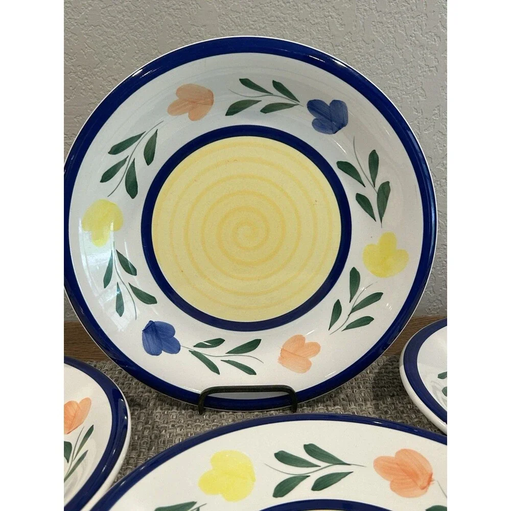 Gibson Dahlia Dinner Plates Set Of 4 Yellow Center Cobalt Rim Floral Print 11”